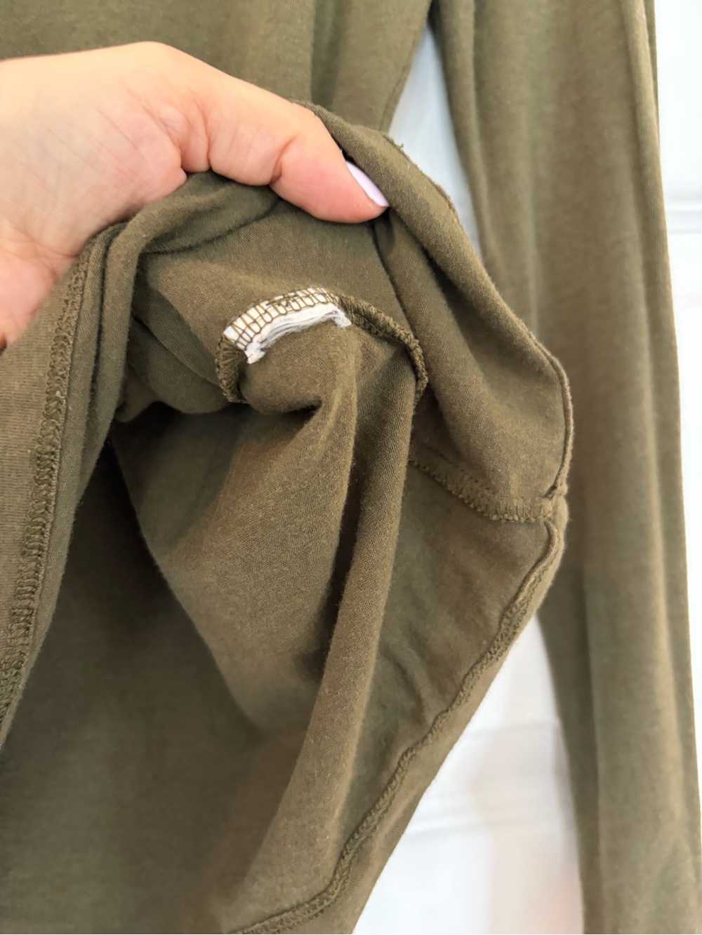 Banana Republic Women's Olive Green V-Neck Cotton Blend Long Sleeve Top - Picture 3 of 3